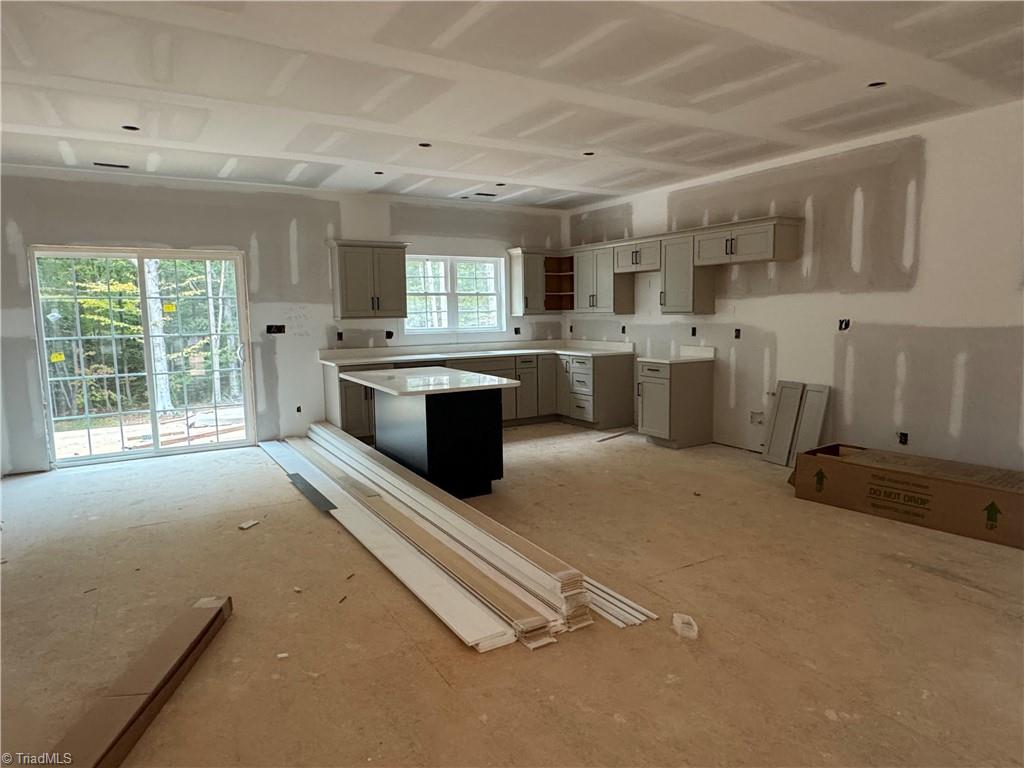 874 Ponderosa Heights Place