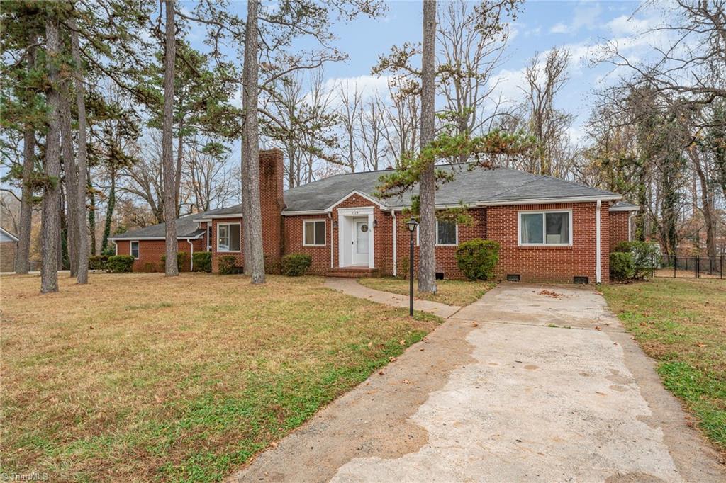 5379 Old US Highway 52