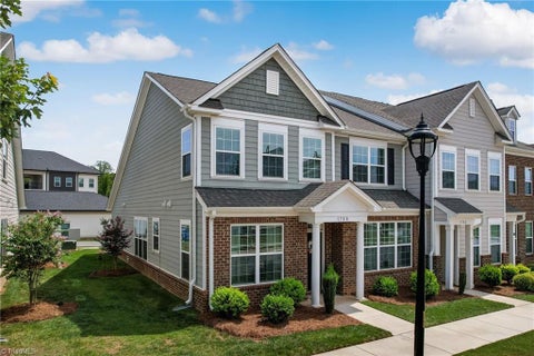 Townhouse For Sale - 1780 Welden Village Avenue<br/> Forsyth County, Kernersville, NC 27284