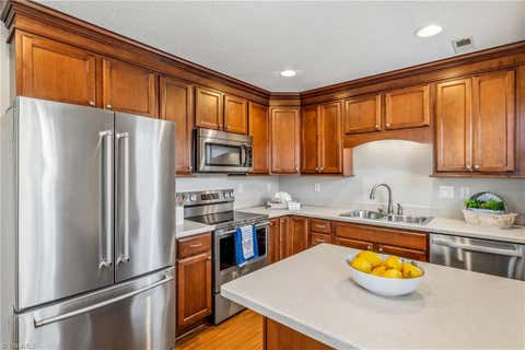 Photo for 3229 Regents Park Lane A