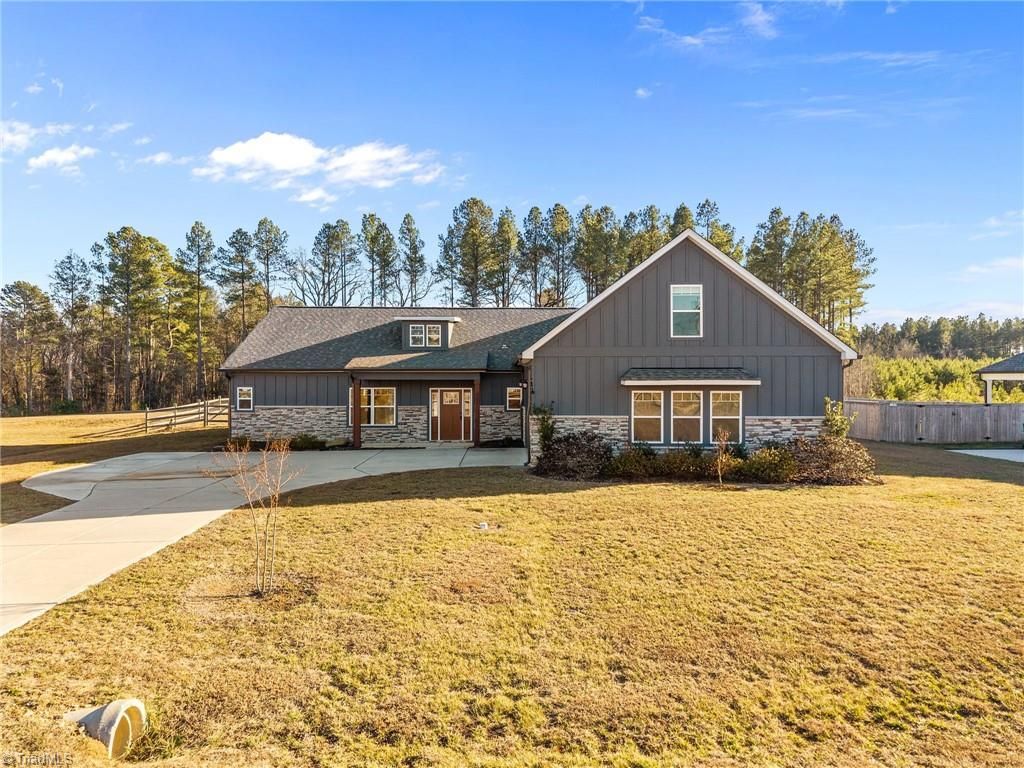 Photo of 307 Stoneyard Road, Richfield, NC 28137 (MLS # 1207738)