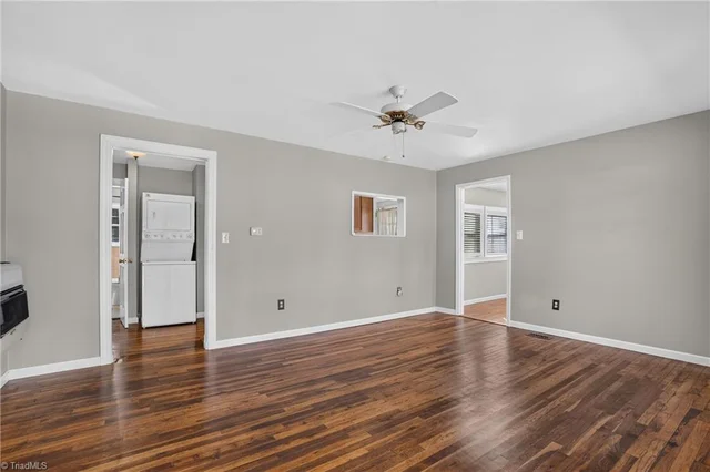 114 Bellevue Drive, photo 5 of 28