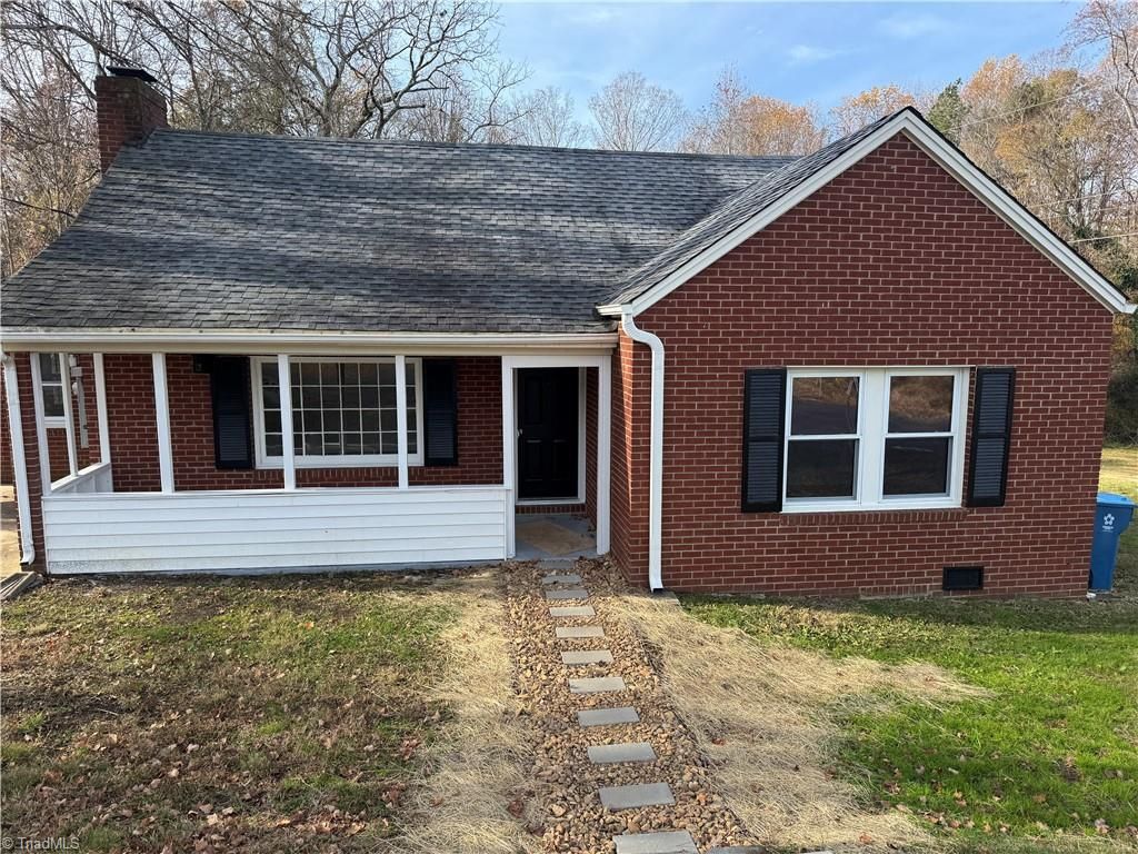 Photo of 107 Hillcrest Street, Mocksville, NC 27028 (MLS # 1203835)