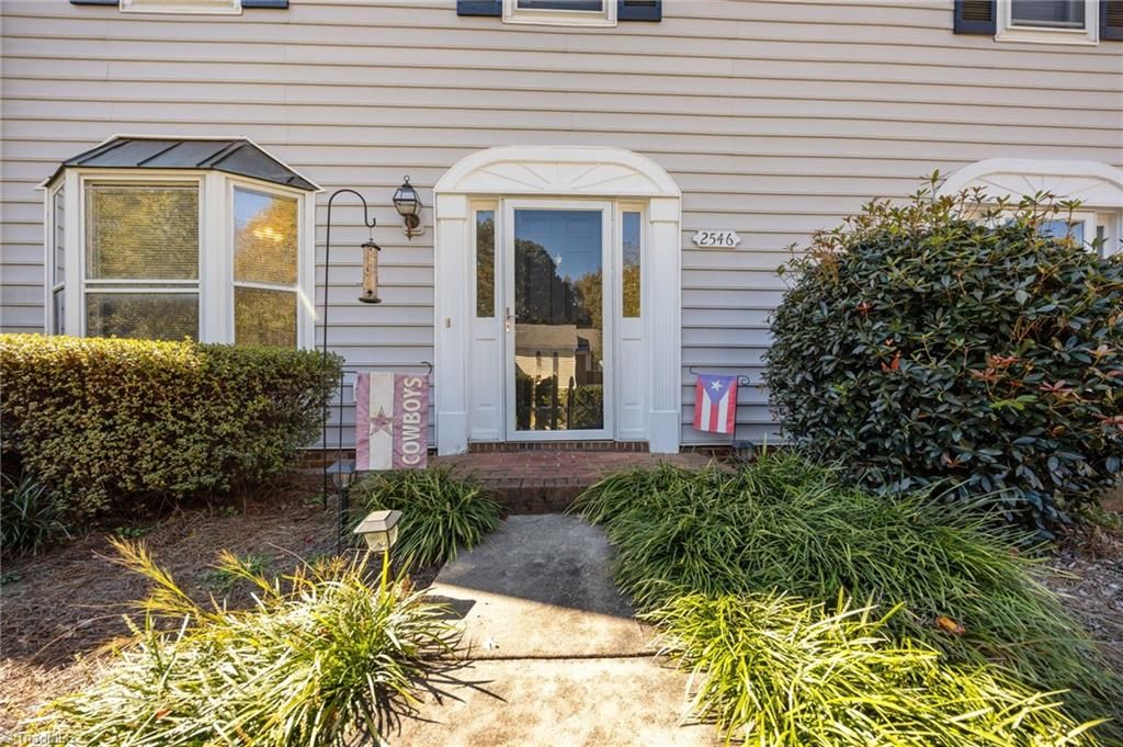 Photo of 2546 Cottage Place, Greensboro, NC 27455 (MLS # 1200137)