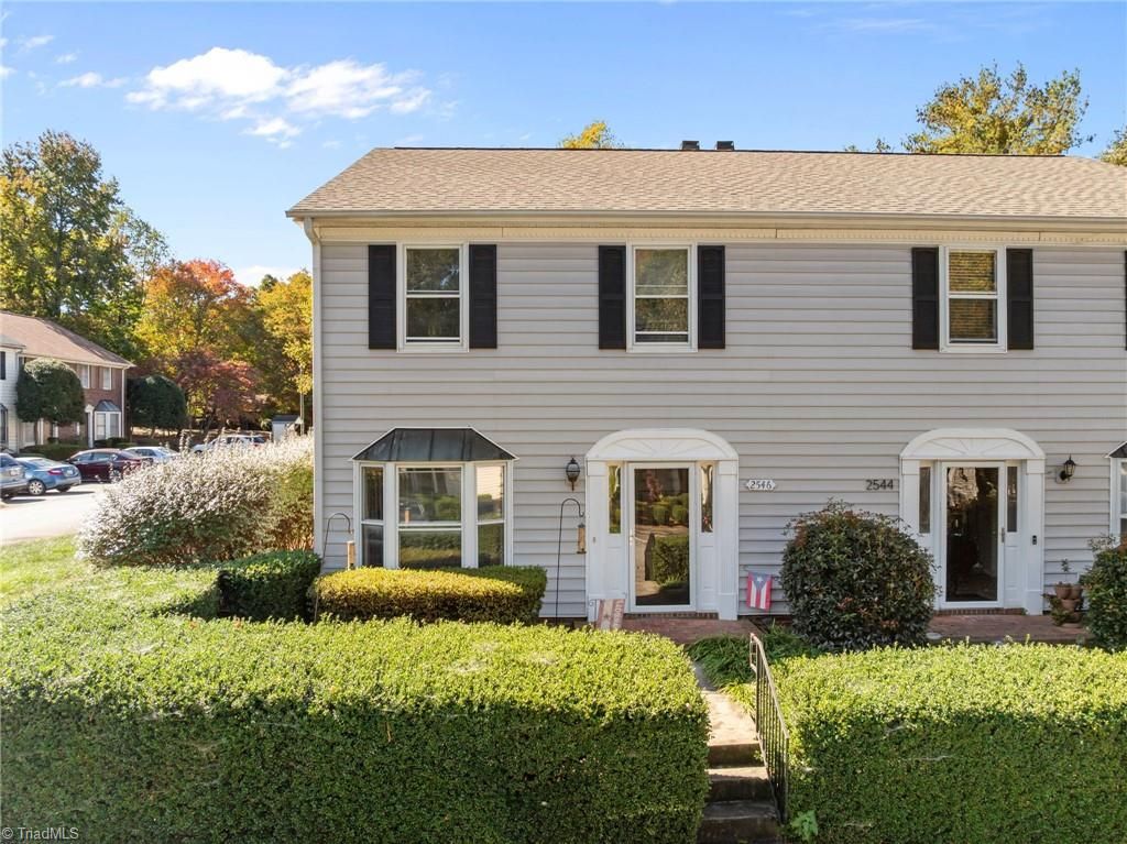 Photo of 2546 Cottage Place, Greensboro, NC 27455 (MLS # 1200137)