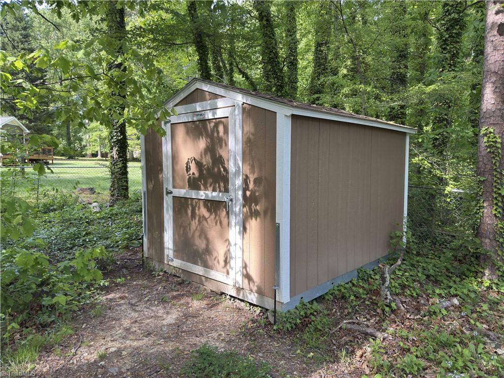 1308 Pepper Hill Road, Greensboro, North Carolina image 31