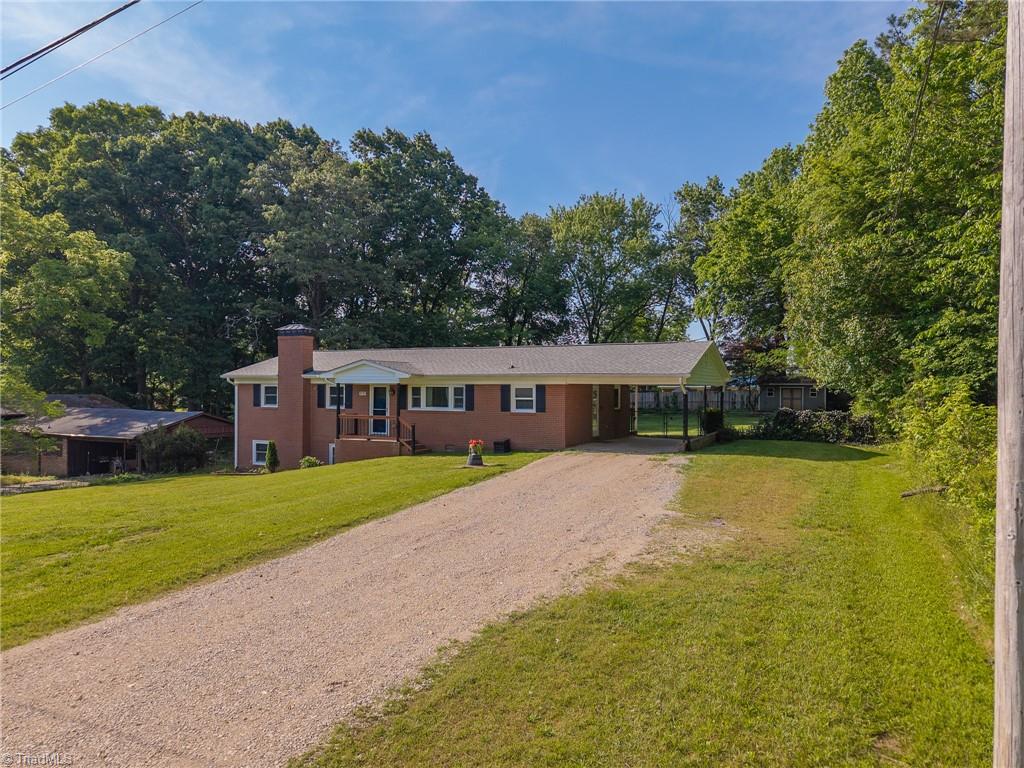 3735 Pine Ridge Drive, Trinity, North Carolina image 4