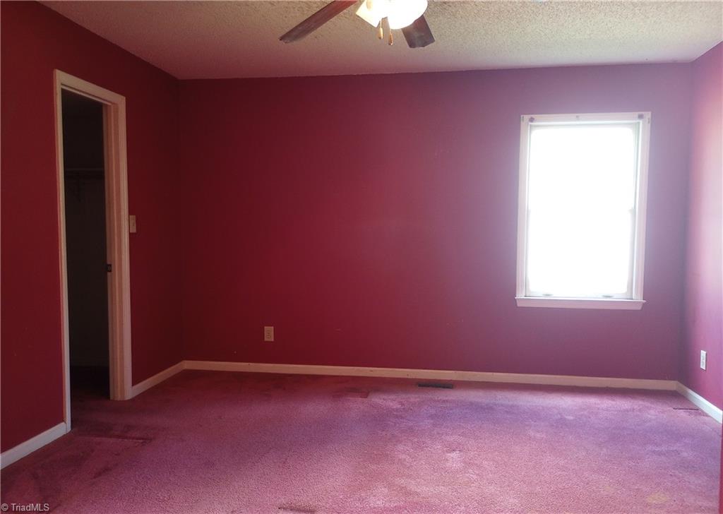 1503 Canton Avenue, Greensboro, North Carolina image 8