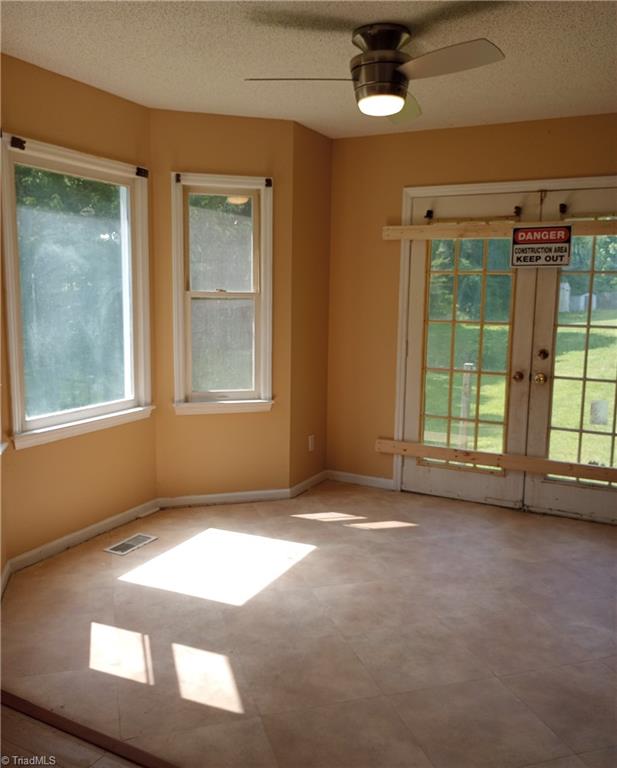 1503 Canton Avenue, Greensboro, North Carolina image 6