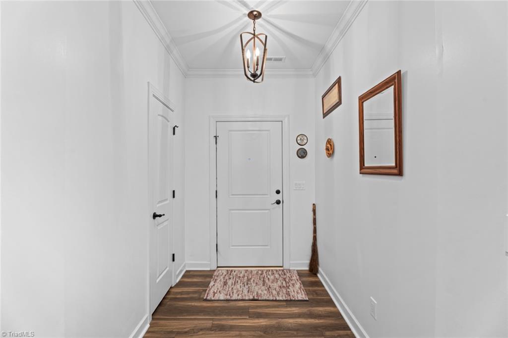 6235 Kershaw Meadows Road, Pfafftown, North Carolina image 4