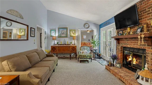 926 Chatfield Drive Unit C, photo 5 of 25