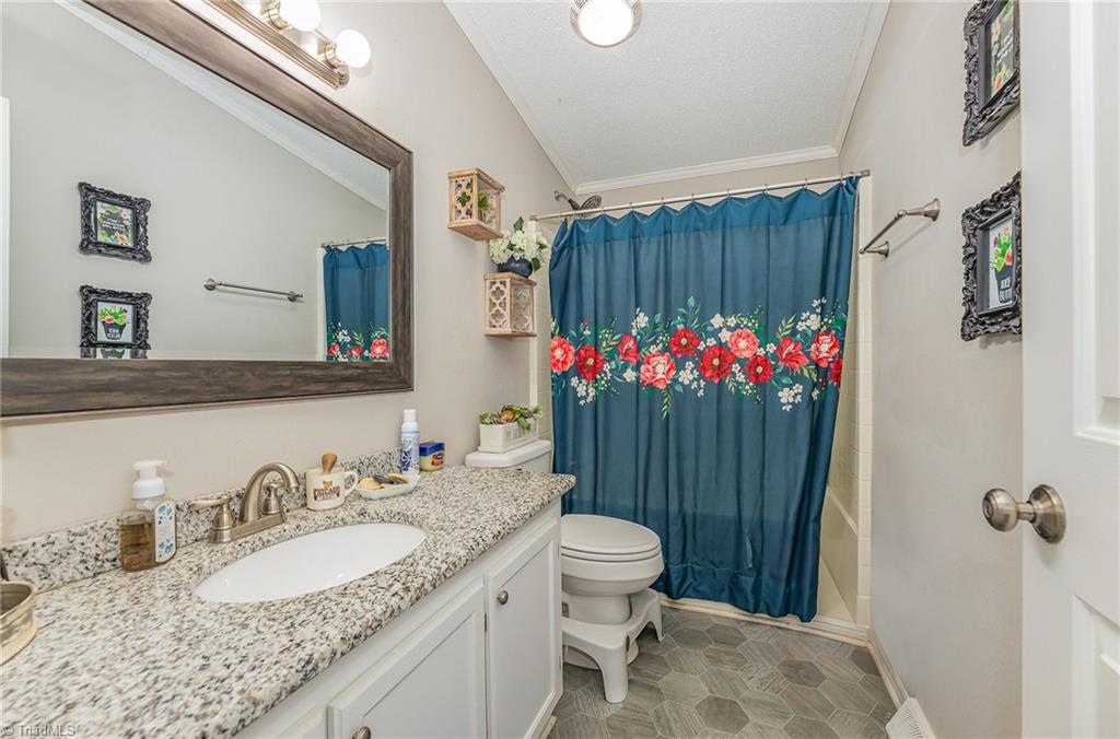621 Southern Road, King, North Carolina image 18