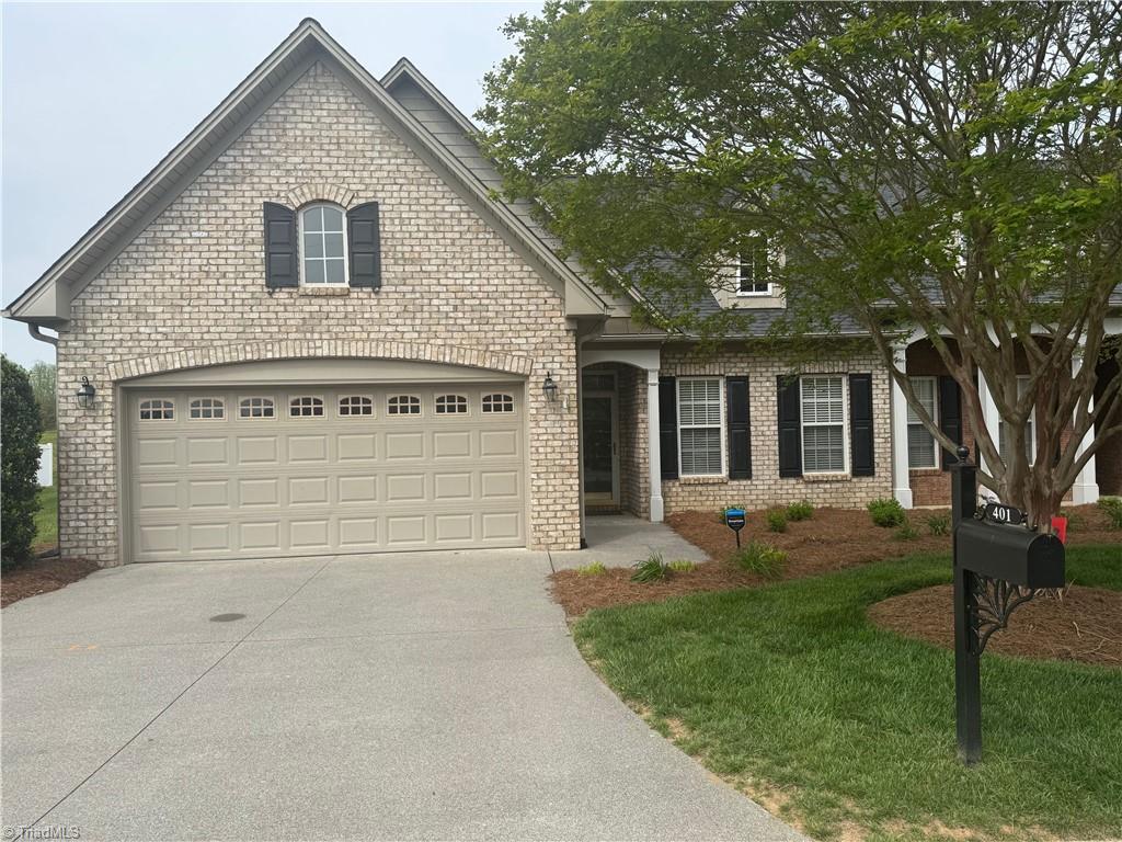 401 Pelican Lane, Clemmons, North Carolina image 1