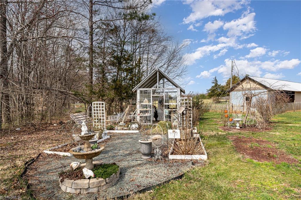 3450 Huffine Mill Road, Gibsonville, North Carolina image 32