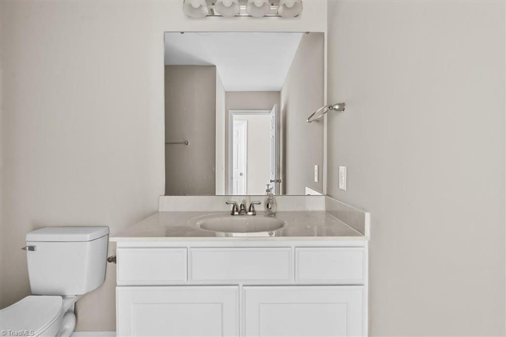 Asheboro, North Carolina 27203, United States, 3 Bedrooms Bedrooms, ,2 BathroomsBathrooms,Residential,Active,158994