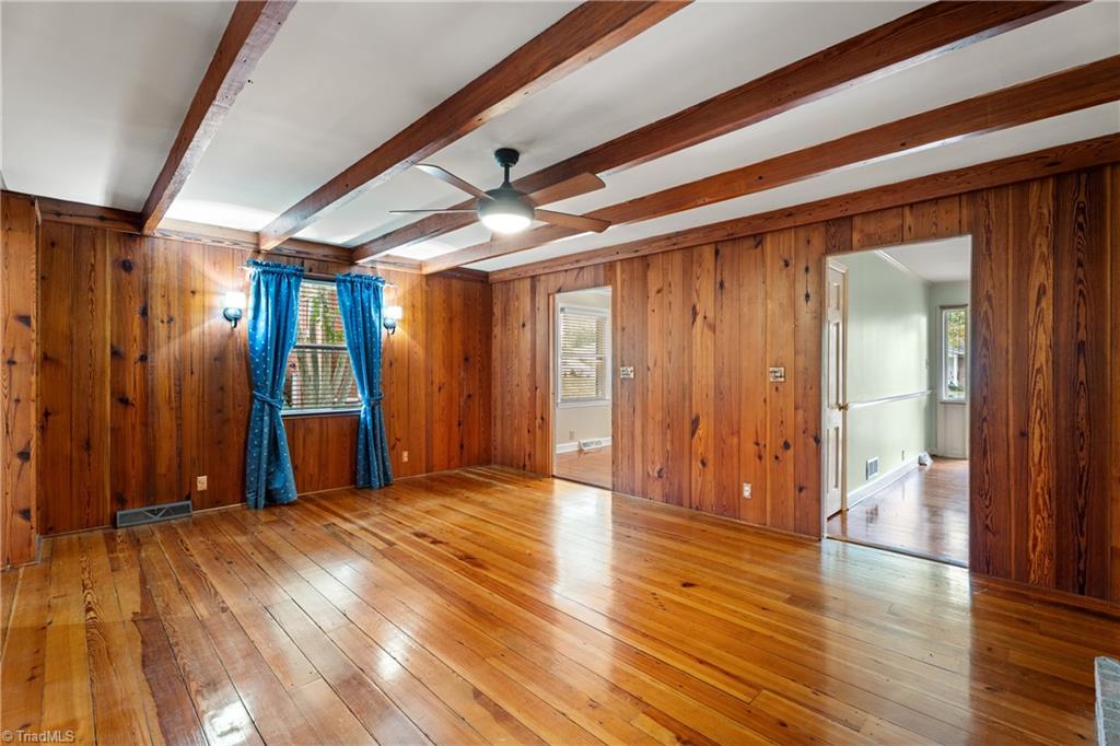 Winston-Salem, North Carolina 27104, United States, 3 Bedrooms Bedrooms, ,2 BathroomsBathrooms,Residential,Active,233115