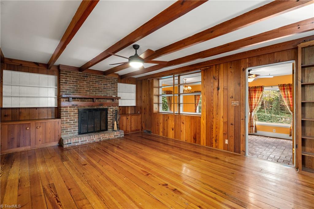 Winston-Salem, North Carolina 27104, United States, 3 Bedrooms Bedrooms, ,2 BathroomsBathrooms,Residential,Active,233115