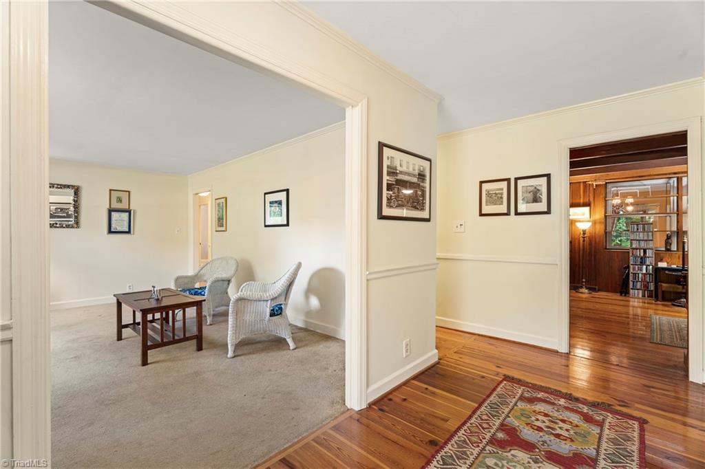 Winston-Salem, North Carolina 27104, United States, 3 Bedrooms Bedrooms, ,2 BathroomsBathrooms,Residential,Active,233115