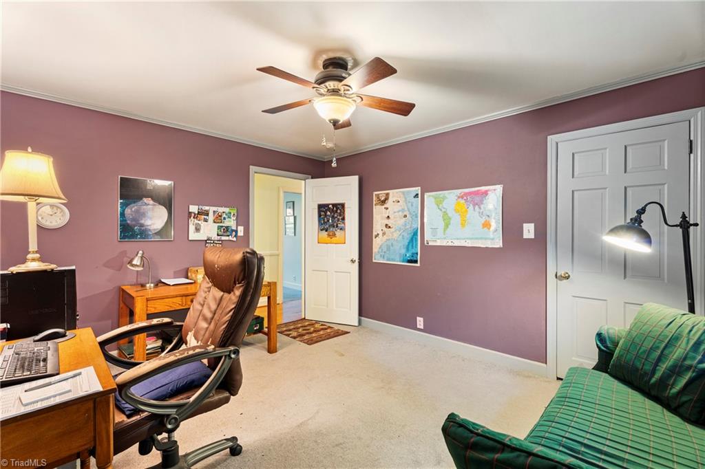 Winston-Salem, North Carolina 27104, United States, 3 Bedrooms Bedrooms, ,2 BathroomsBathrooms,Residential,Active,233115