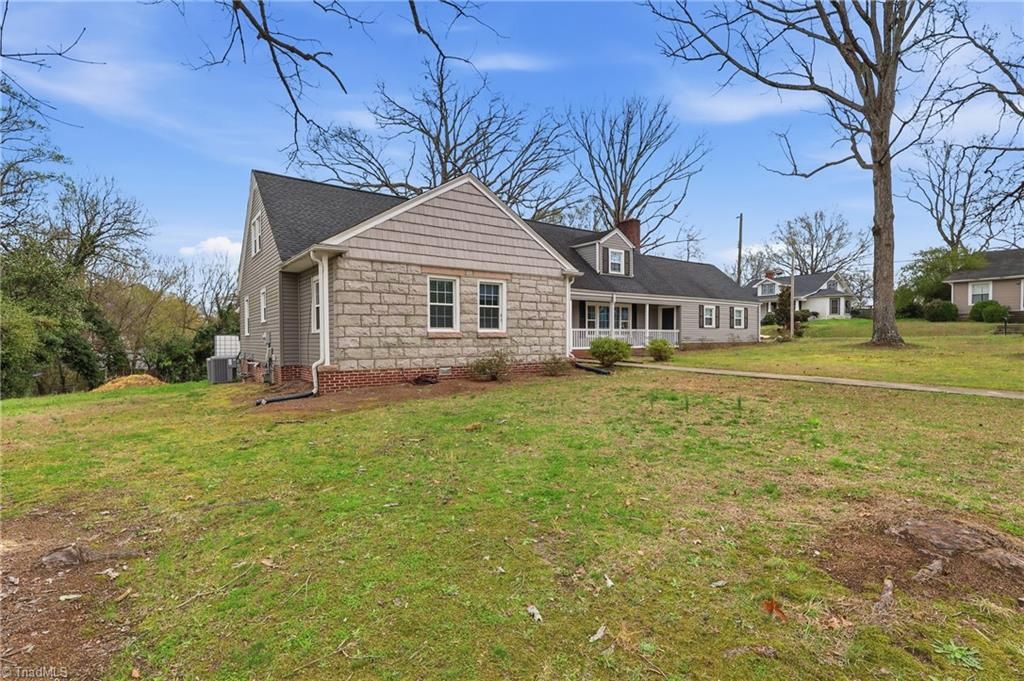 Photo of 201 Stone Street, Thomasville, NC 27360 (MLS # 1212833)