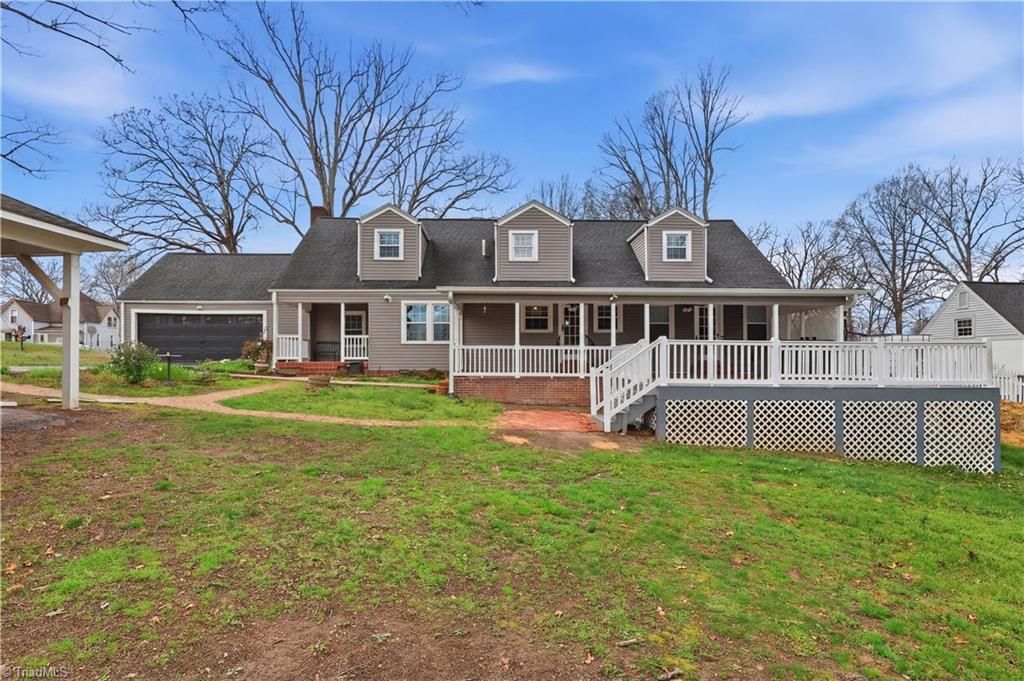 Photo of 201 Stone Street, Thomasville, NC 27360 (MLS # 1212833)