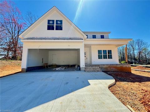 A home in Kernersville