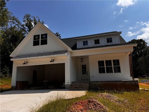 A home in Kernersville