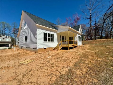 A home in Kernersville