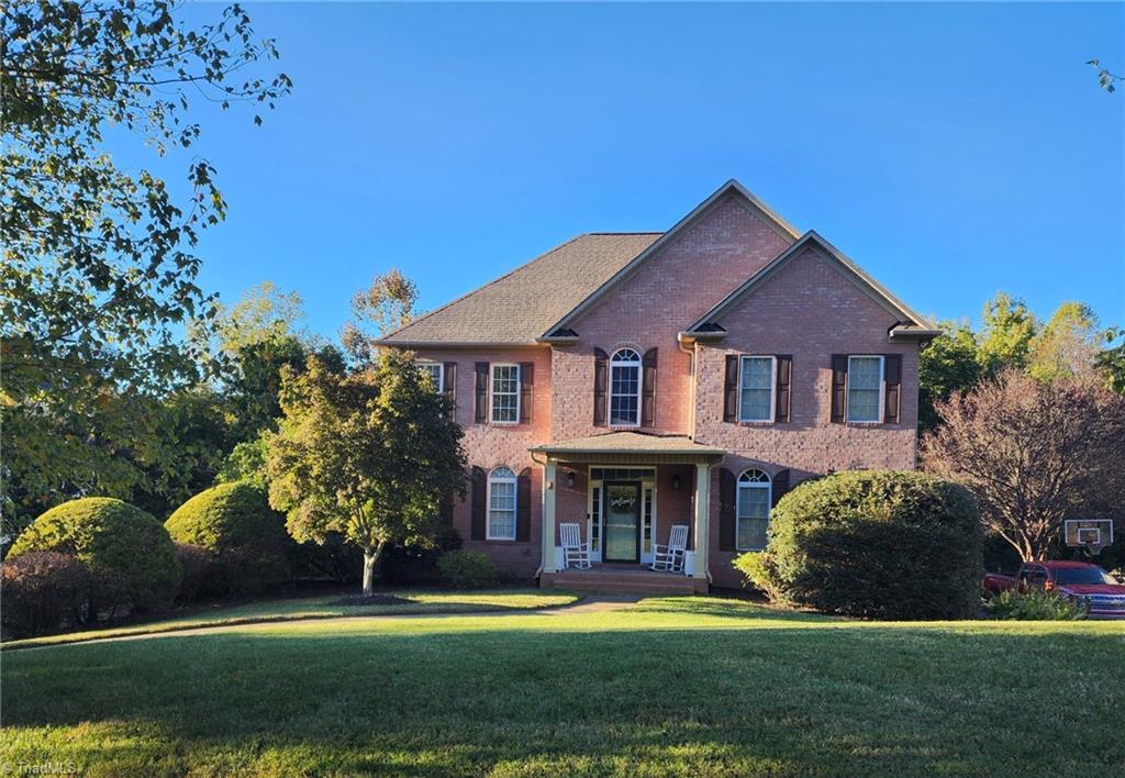 Photo of 6570 Lake Dale Way, Clemmons, NC 27012 (MLS # 1239498)