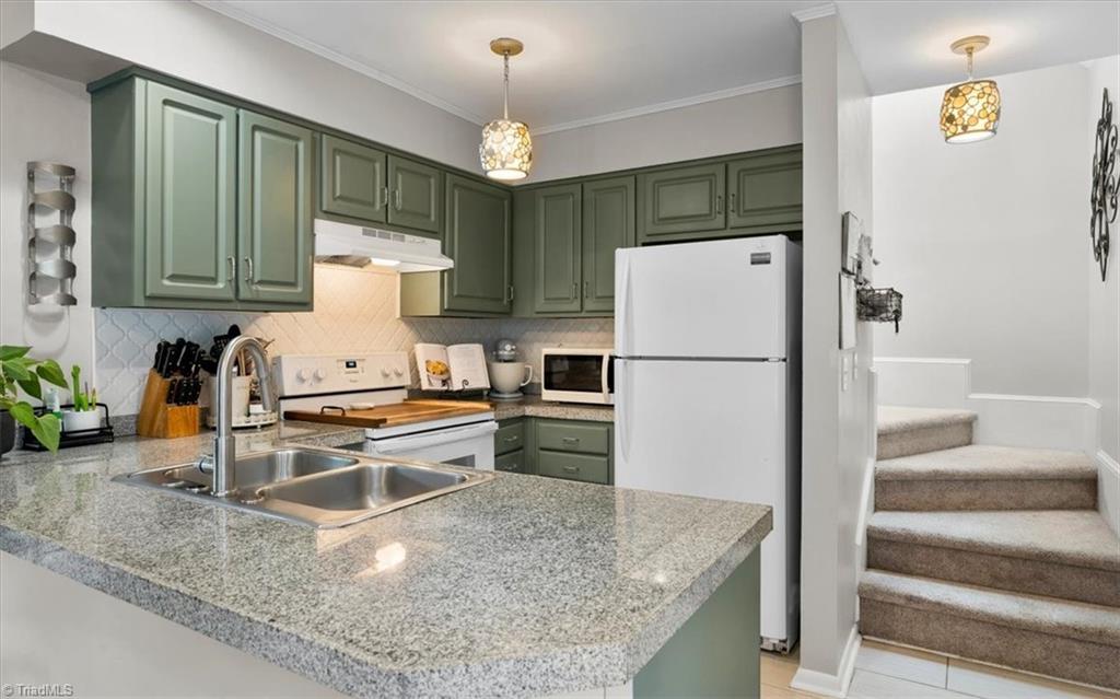 4 Pear Tree Court, Greensboro, North Carolina image 12