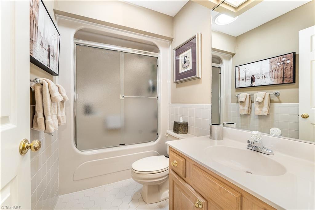 1312 Gilbrook Court, High Point, North Carolina image 33