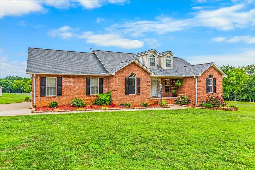 Photo of 6669 Jennifer Lynn Drive, Trinity, NC 27370 (MLS # 1226945)