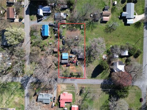 Vacant Land For Sale - S Jones Street<br/> Denton, NC 27239