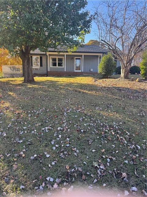 152 Wall Avenue Thomasville NC 27360