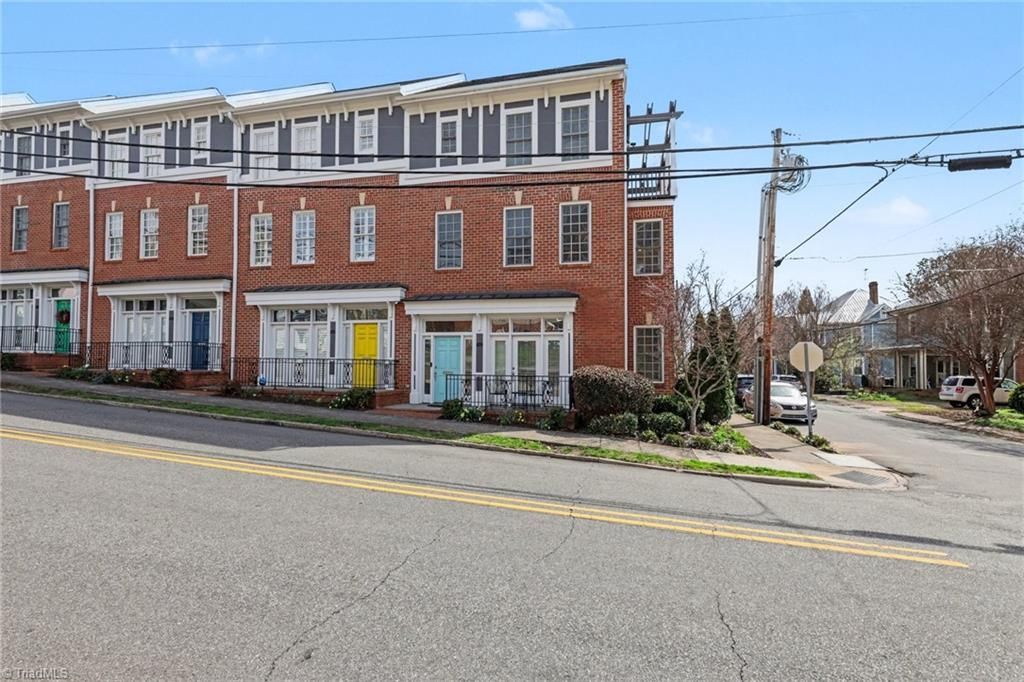 Photo of 592 W 2nd Street, Winston-Salem, NC 27101 (MLS # 1213822)