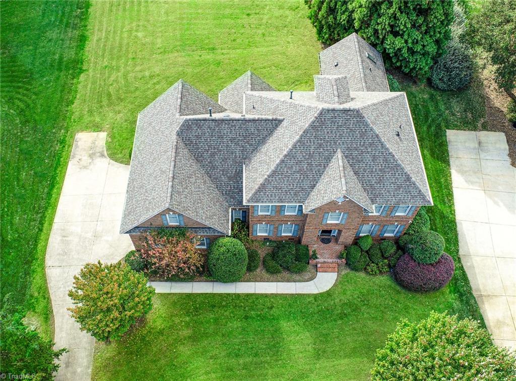 Greensboro, North Carolina 27410, United States, 5 Bedrooms Bedrooms, ,4 BathroomsBathrooms,Residential,Active,234675