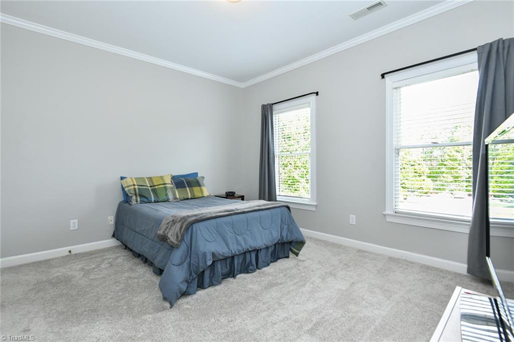 Greensboro, North Carolina 27410, United States, 5 Bedrooms Bedrooms, ,4 BathroomsBathrooms,Residential,Active,234675