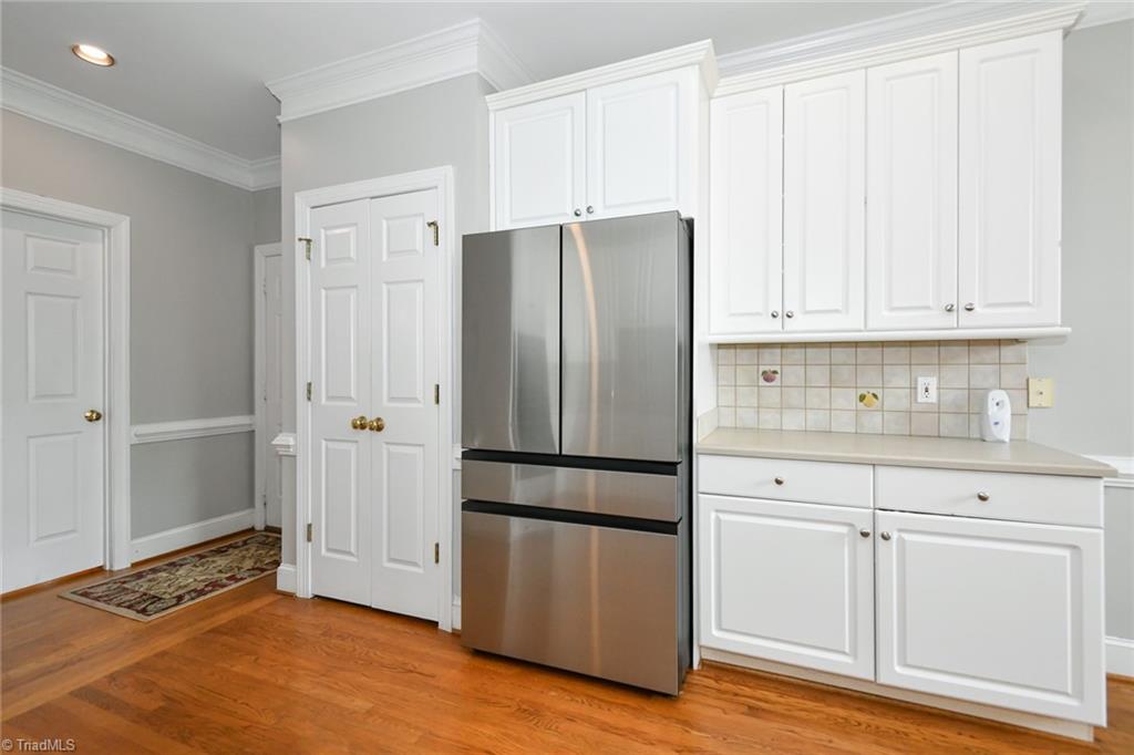 Greensboro, North Carolina 27410, United States, 5 Bedrooms Bedrooms, ,4 BathroomsBathrooms,Residential,Active,234675