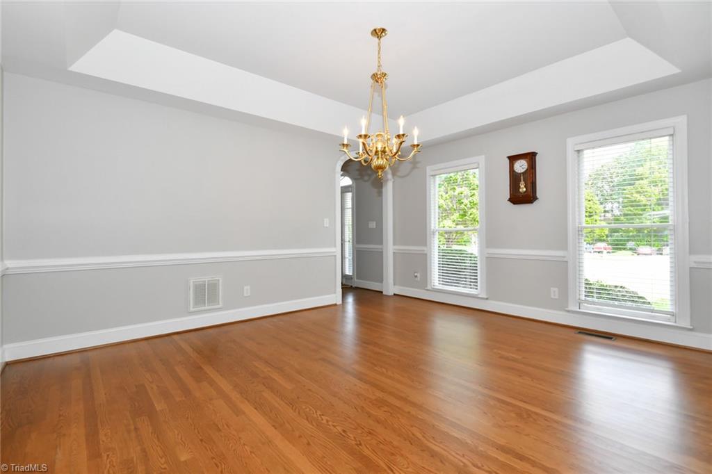 Greensboro, North Carolina 27410, United States, 5 Bedrooms Bedrooms, ,4 BathroomsBathrooms,Residential,Active,234675