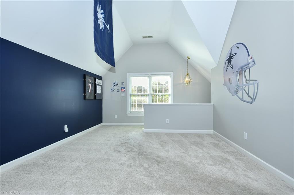 Greensboro, North Carolina 27410, United States, 5 Bedrooms Bedrooms, ,4 BathroomsBathrooms,Residential,Active,234675