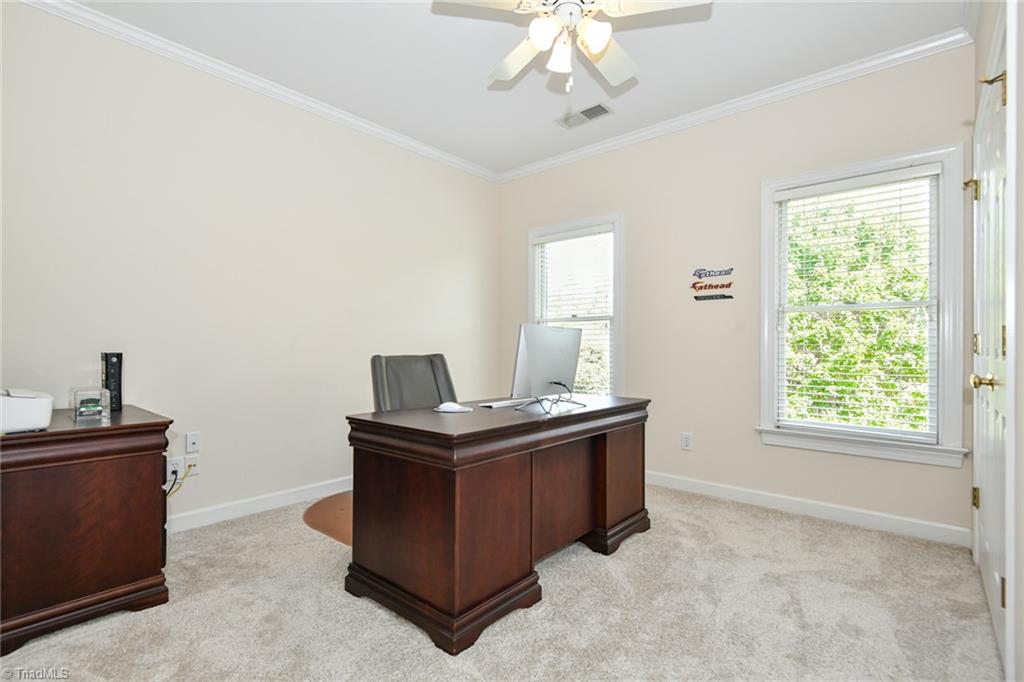 Greensboro, North Carolina 27410, United States, 5 Bedrooms Bedrooms, ,4 BathroomsBathrooms,Residential,Active,234675