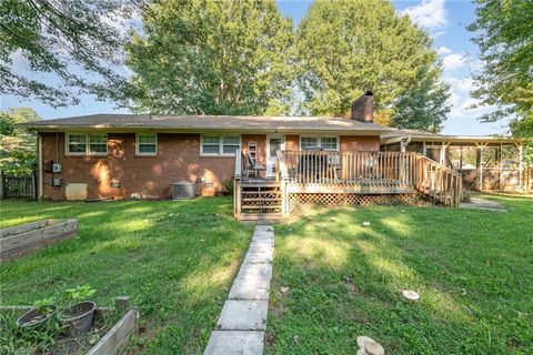 A home in Kernersville