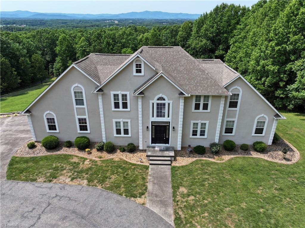 261 Helaman Way, Mount Airy, North Carolina image 1