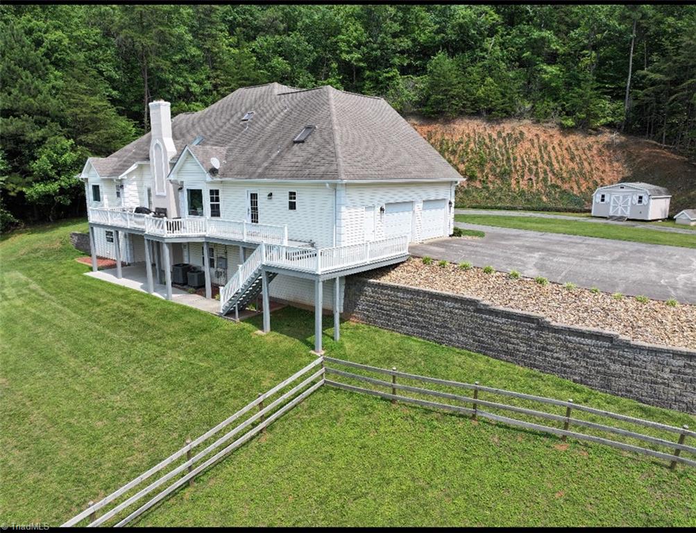 261 Helaman Way, Mount Airy, North Carolina image 3
