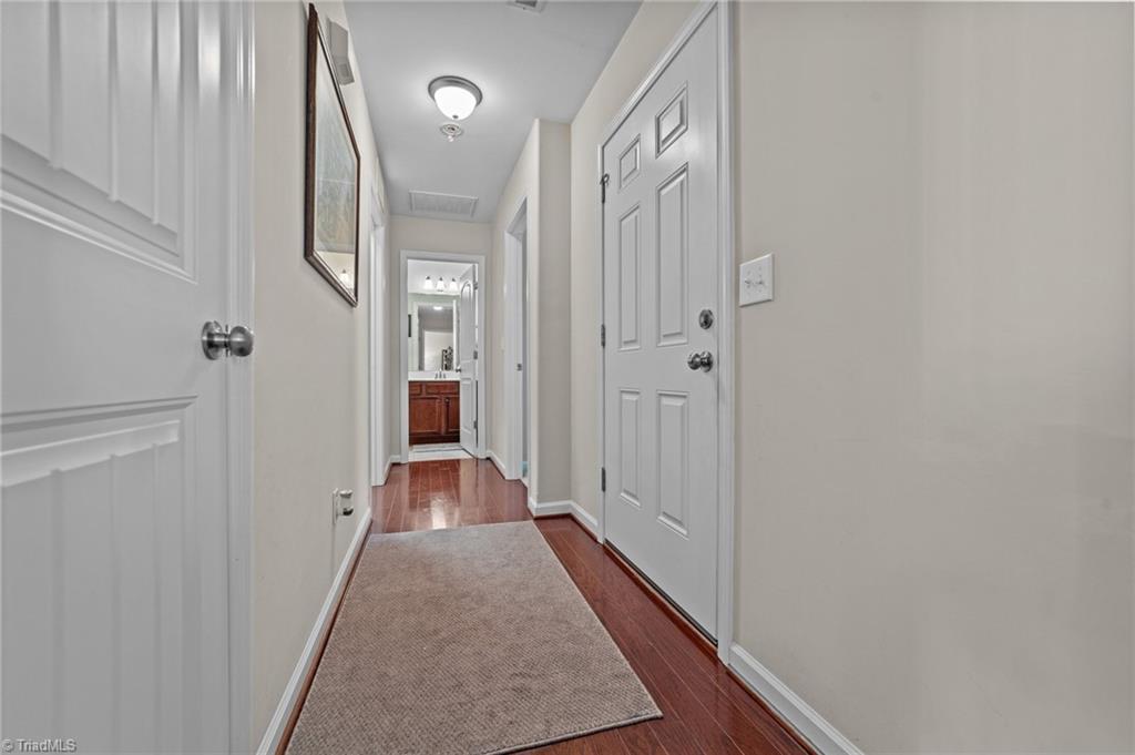 Photo 18 of 38 of 4415 Hanley Park Drive townhome