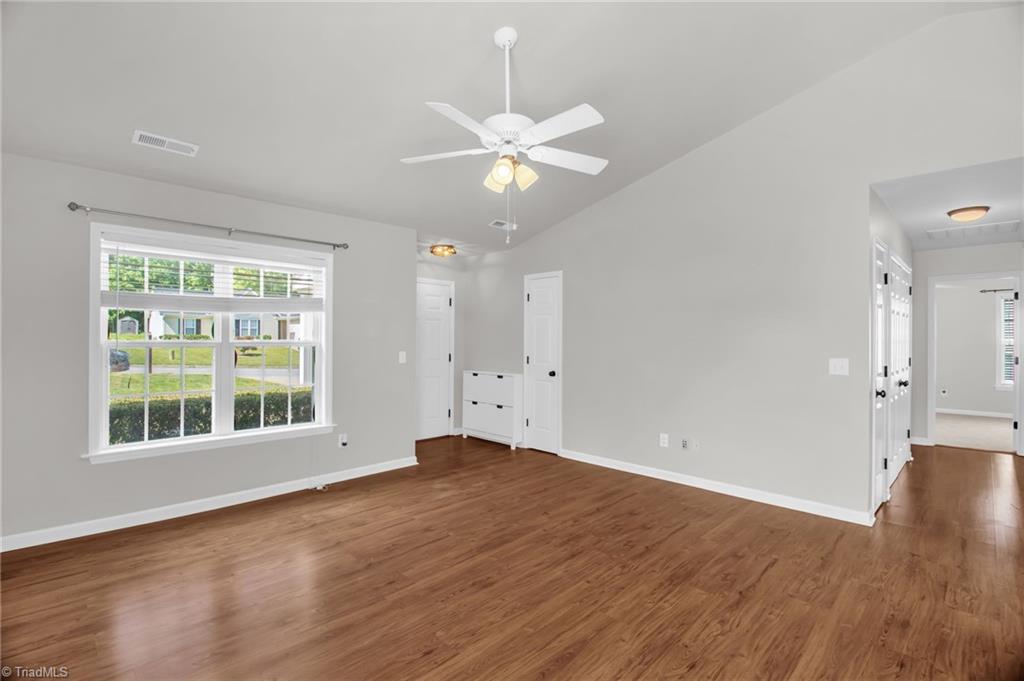 3931 Hickswood Forest Drive, High Point, North Carolina image 8