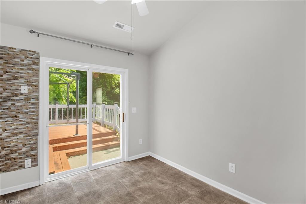 3931 Hickswood Forest Drive, High Point, North Carolina image 11
