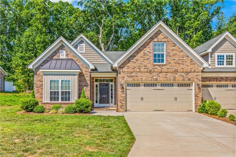 Townhouse For Sale - 3707 Wheat Street<br/> Guilford County, High Point, NC 27265