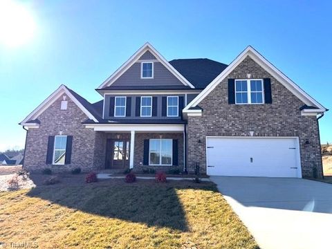 Homes For Sale - 212 Grandworth Way<br/> Stokes County, King, NC 27021