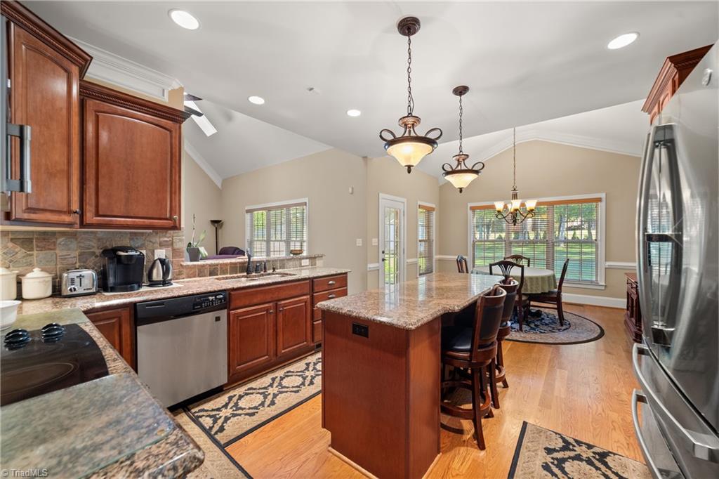 Kernersville, North Carolina 27284, United States, 4 Bedrooms Bedrooms, ,3 BathroomsBathrooms,Residential,Active,228296